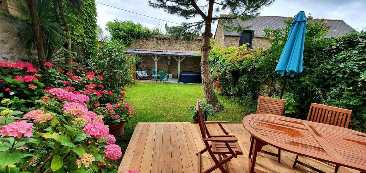 La Vallée du Launay Taden Exterior foto